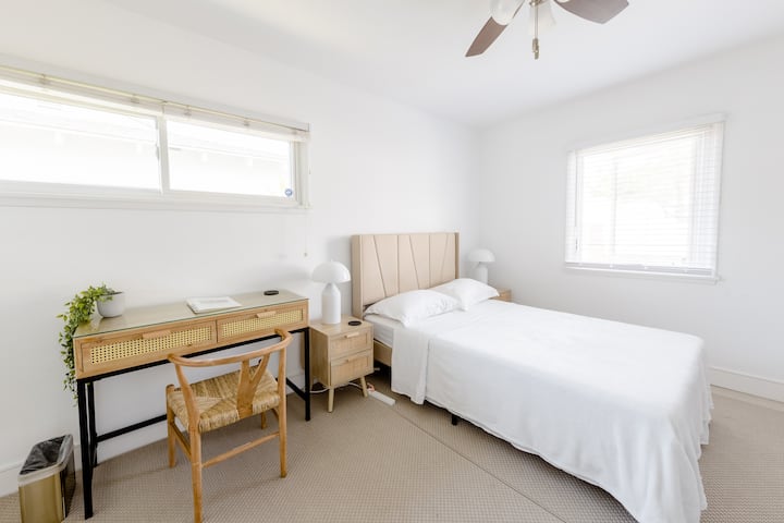 Walkable Peaceful 1 Private Bedroom Garden View - Torrance, CA