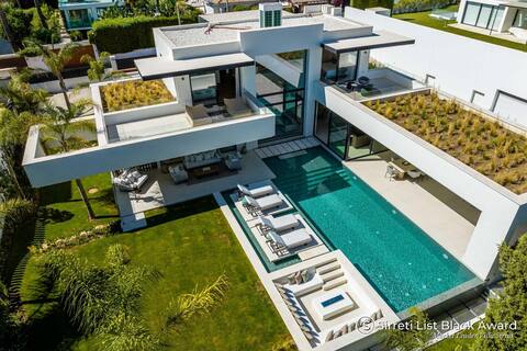 Vacation Marbella Villa I Heated Pool I Luxury Gem