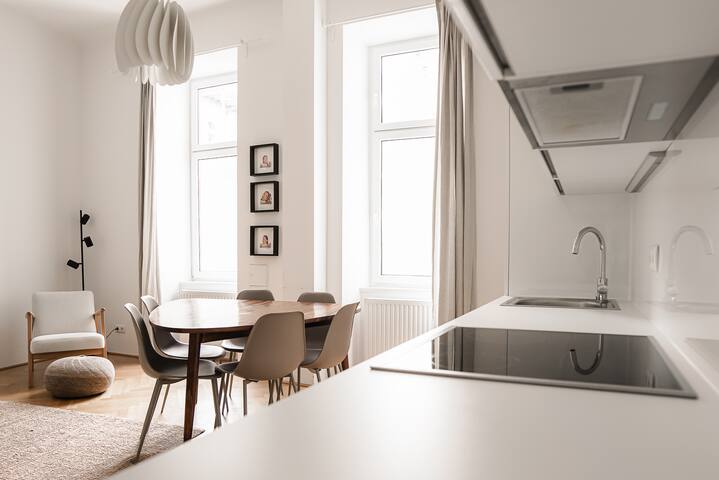 Magnificent 2 Bedroom apartment – Apartment 6 gallery image 3