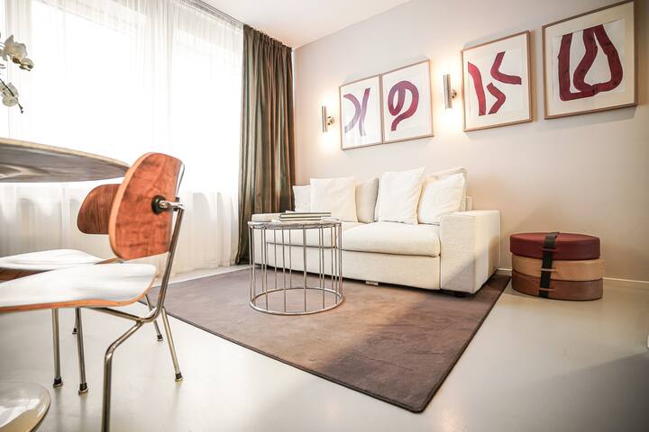 Moonlight Apt 1 gallery image 4