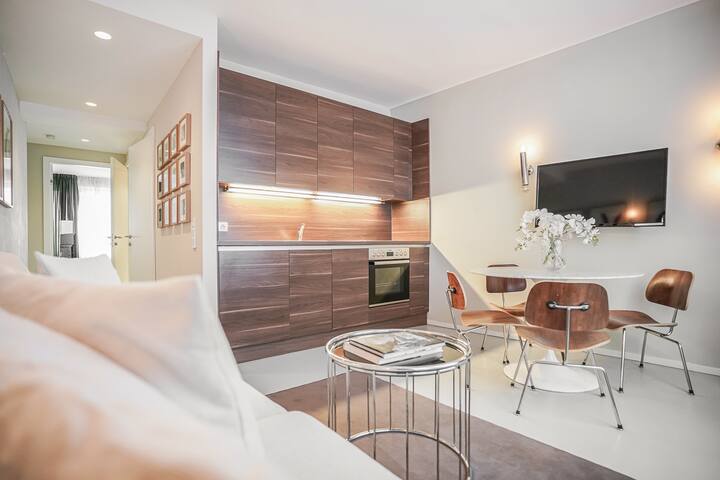 Moonlight Apt 1 gallery image 3