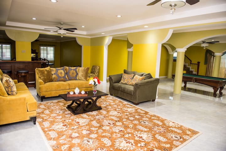 Luxury 6br Villa W/ Chef & Ocean Views - Montego Bay
