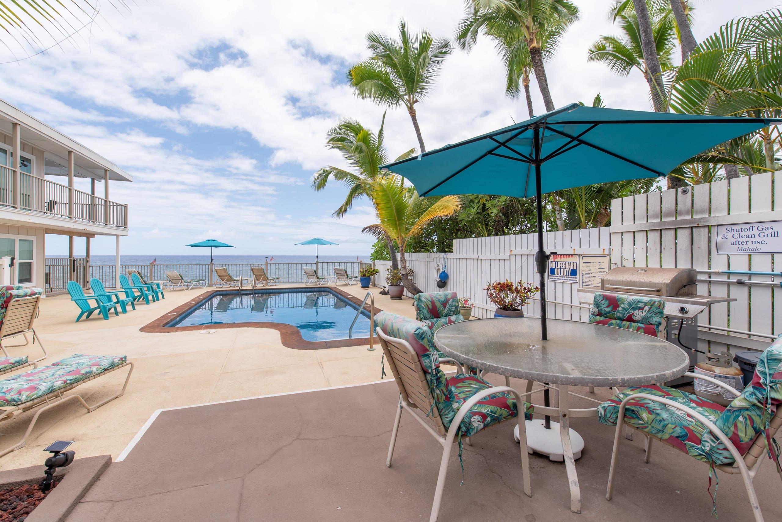 Condo in Kailua-Kona · ★4.88 · 2 bedrooms · 3 beds · 1 bath - Image 24