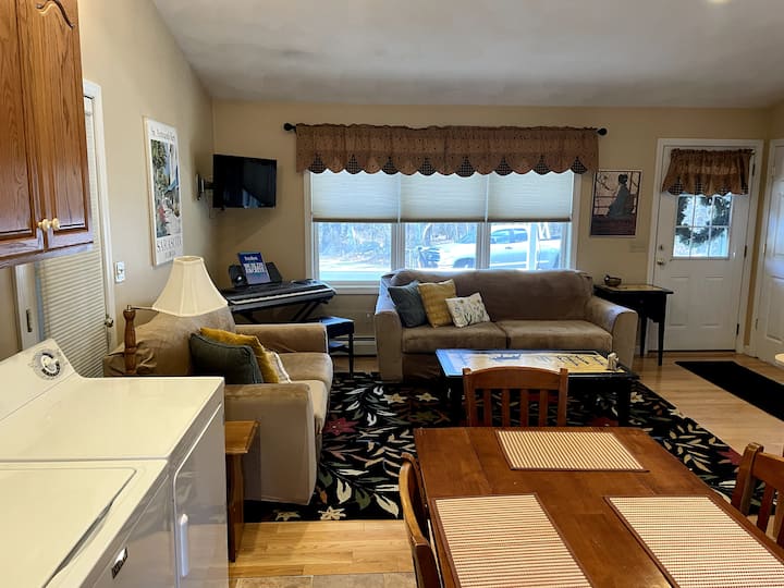 Acoustical Haven: 
Unwind & Unplug - Thompson, CT