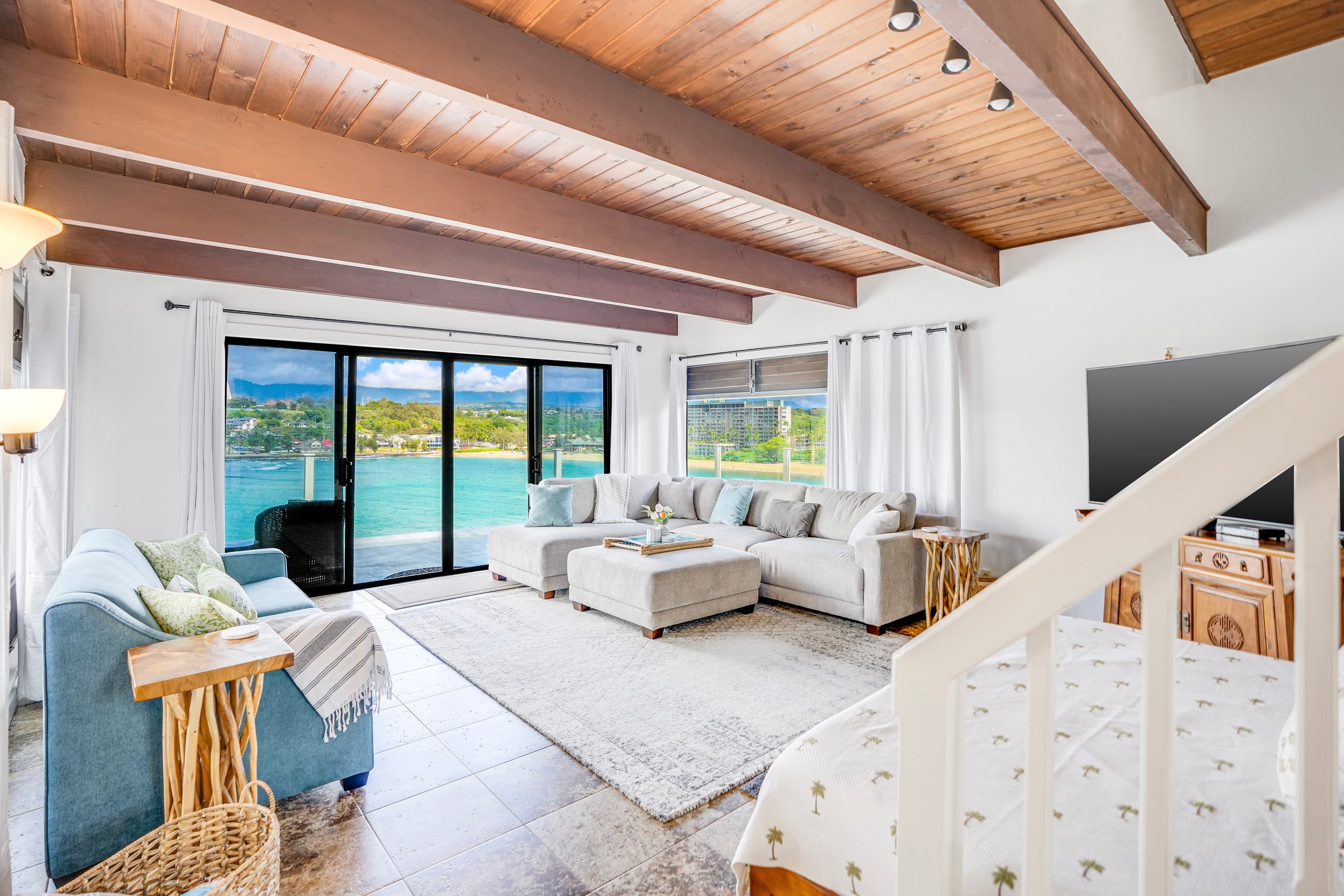 Perfect Private Kalapaki Beach Cliffside Getaway! - Photo 3