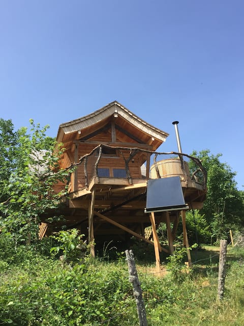Cabane des Vargottes: unusual surrounded by nature