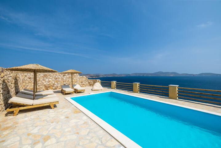 Slow Luxury Patmos Villa with incredible seaview gallery image 4