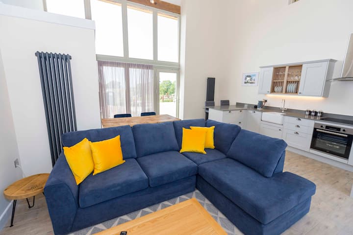 Luxury 2-bed Cotswolds Barn With Two Ensuite Kings - Cotswolds