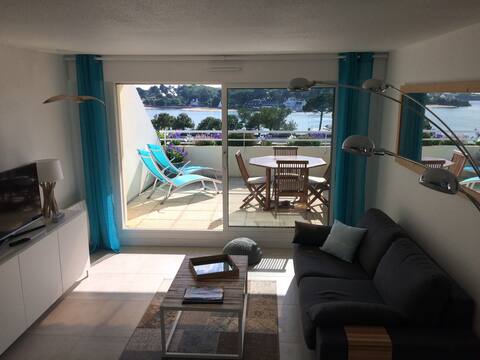 Top Airbnb: 2-bedroom apartment, Terrace, sea view, Guidel, Southern Brittany in Guidel