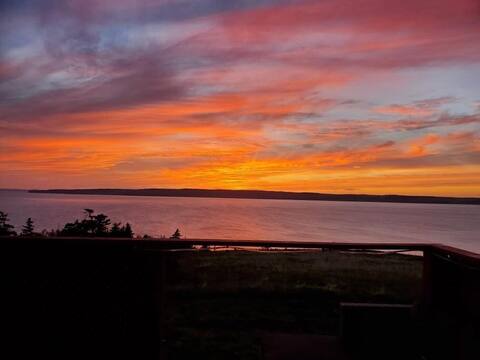 Almost Paradise at Bellview Cabin