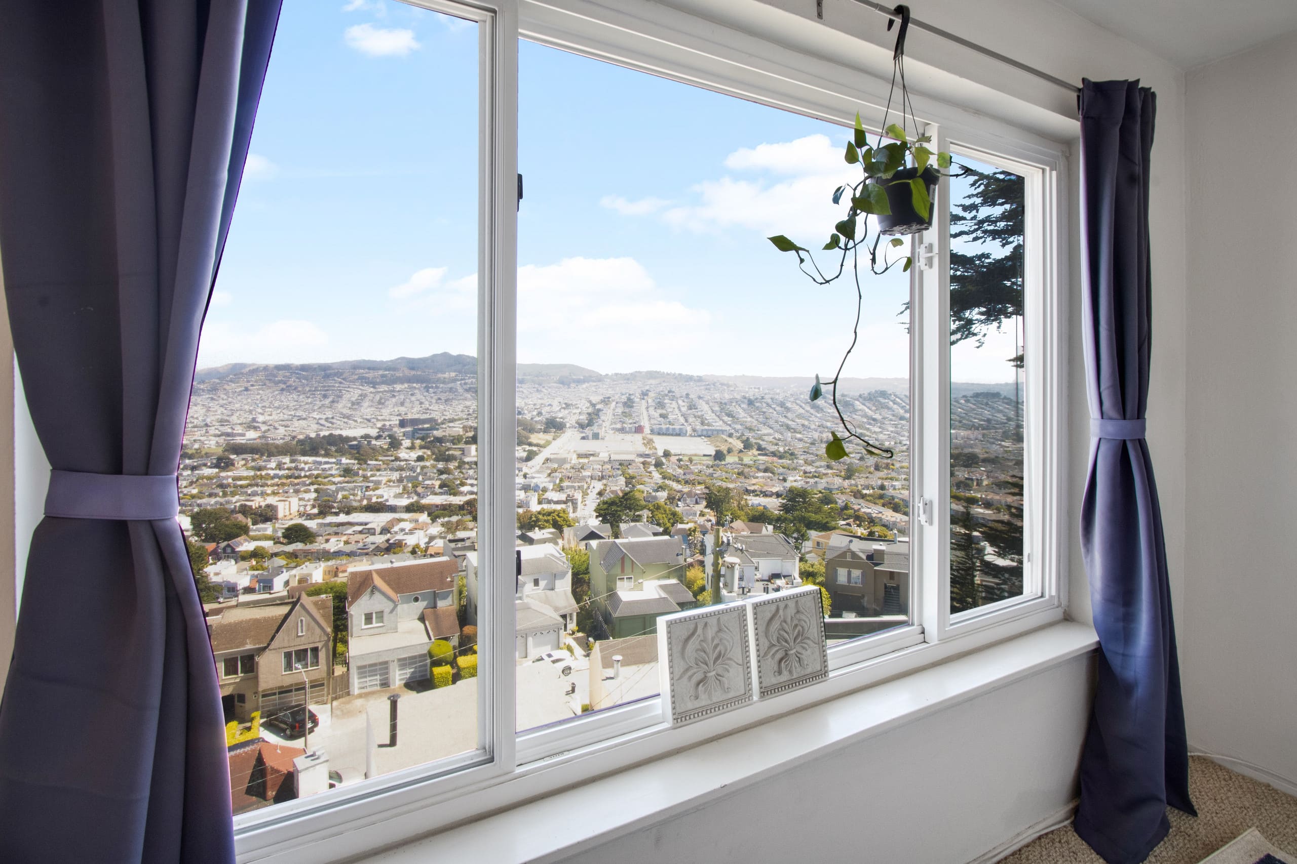 Amazing Balcony views, Self check in, Easy parking - Image 7