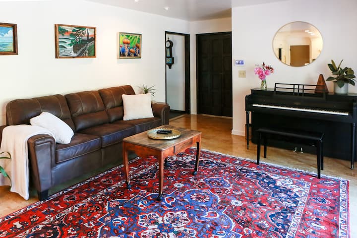 Luxury Garden Villa W/ Hot Tub And Game Room - Davenport, CA