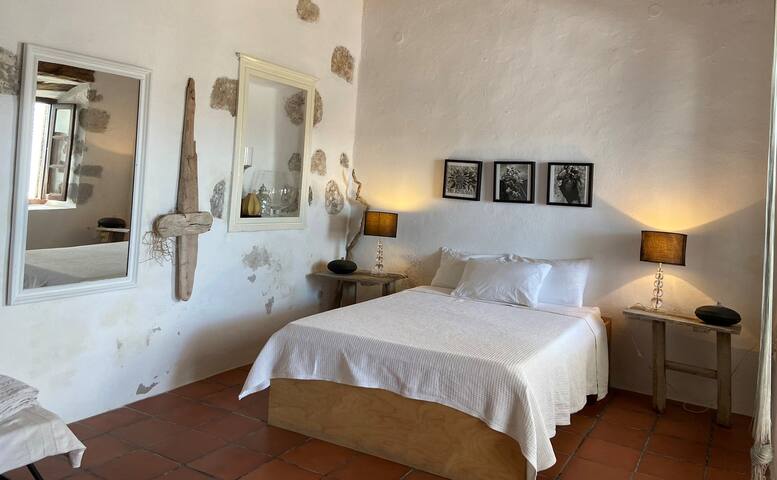 Maison traditionnelle roots et dans son jus gallery image 3