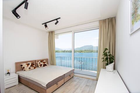 Beach Villa "Aquamarine"