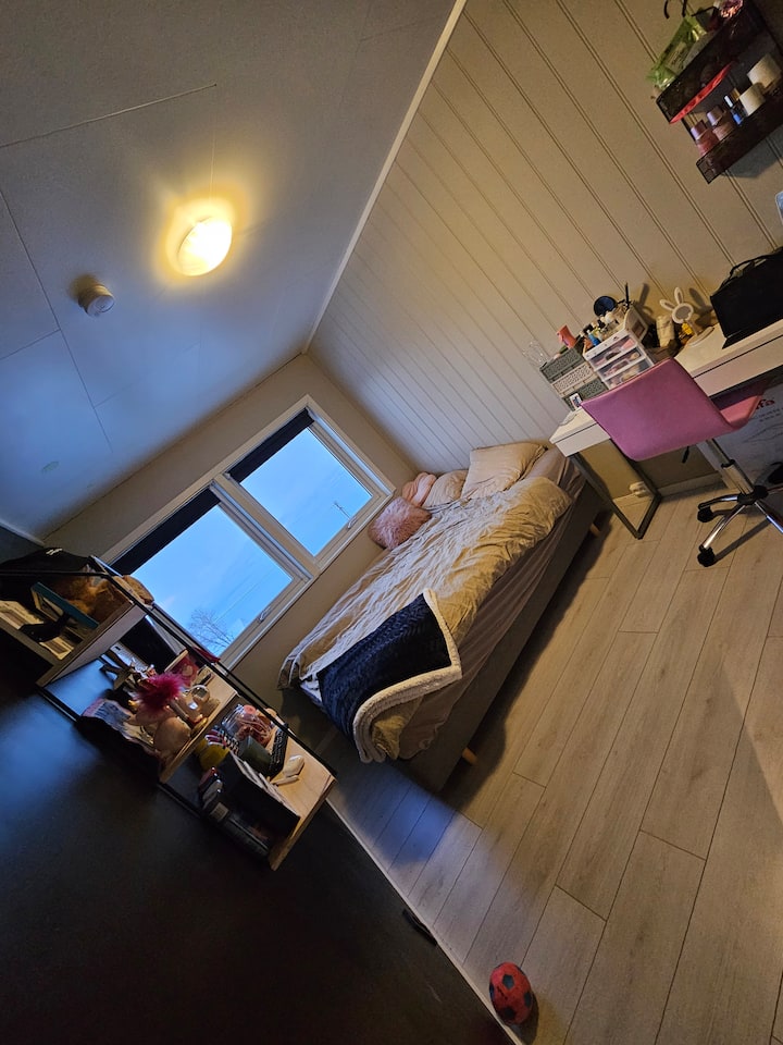 غرفة النوم 2