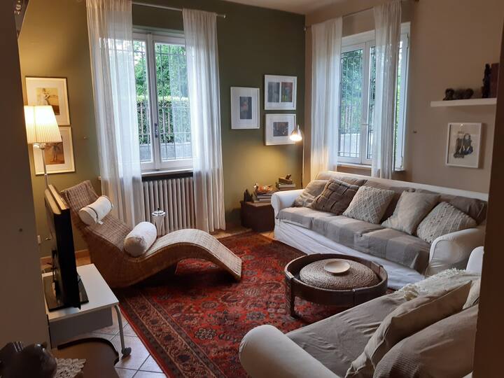 Cascina Angelica 1914 on two levels with garden Airbnb