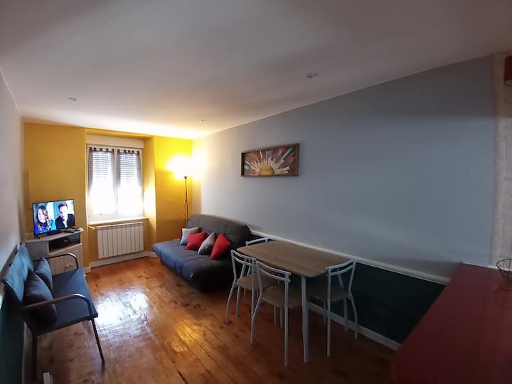 Appartement Rénové 5 Pers  2 Chambres 1 Km Du Lac - Villefranche-de-Panat