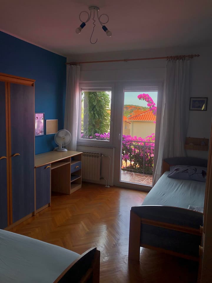 Dhomë gjumi 2