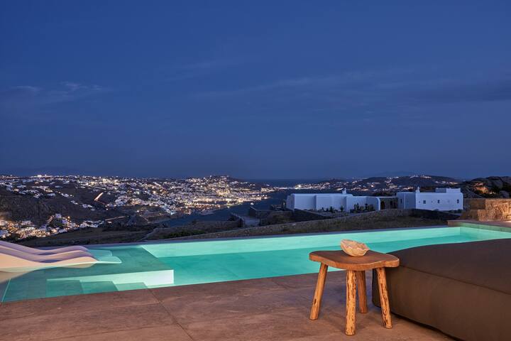 Annez Villa with Private Pool & Panoramic Sea View gallery image 4