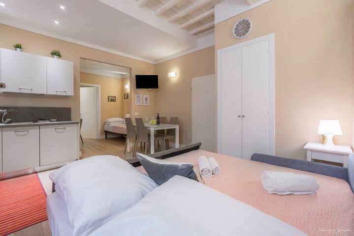 Wine Apartments Florence Barolo gallery image 2