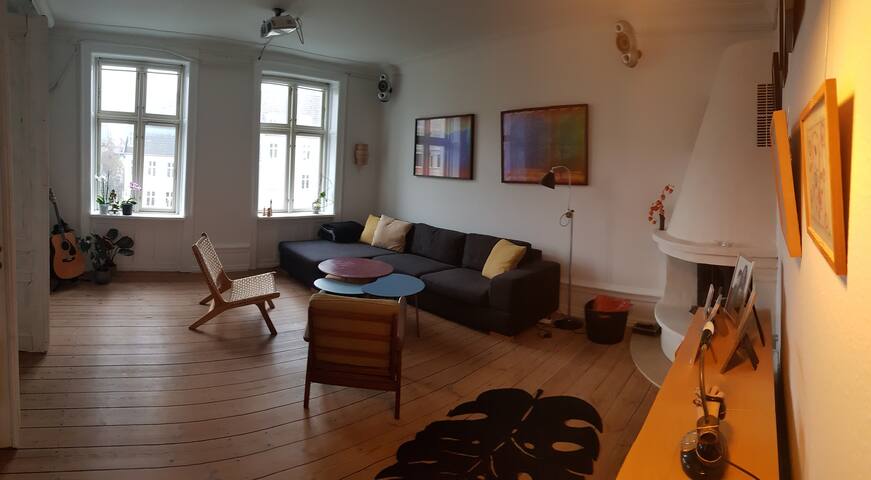 Klassisk herskabslejlighed i centrum af København gallery image 5