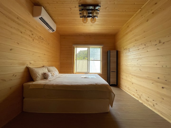 غرفة على الطراز الياباني تتسع لـ 2-4 أشخاص