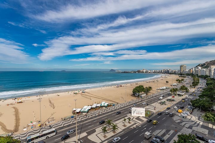 Amazing 3BDR apartment at Copacabana Beach.