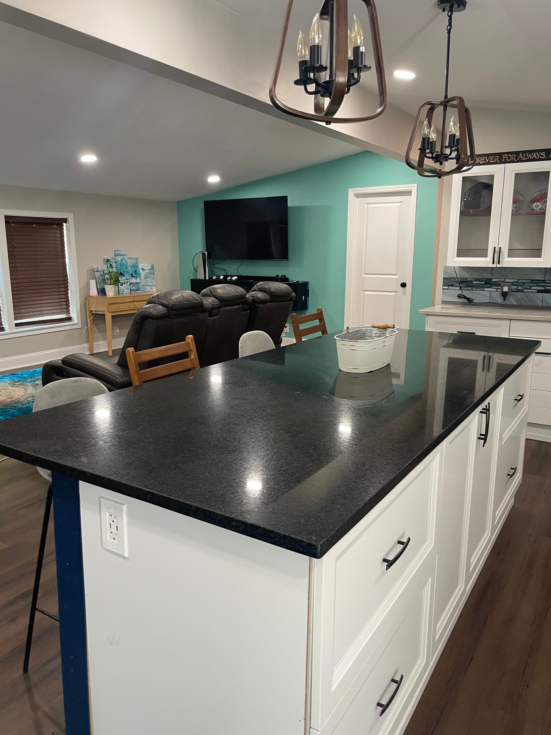 Spacious 4BR Retreat•Sleeps 8 Near Cincinnati