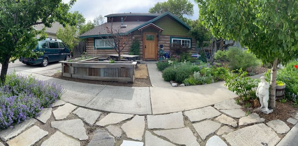 Bright updated log cabin with great outdoor living