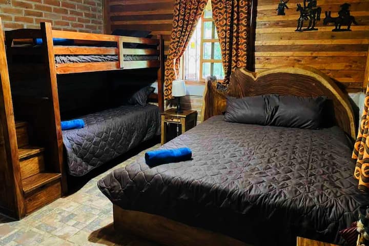 Roger 's Cabin  - Habitación #2 (primer piso)