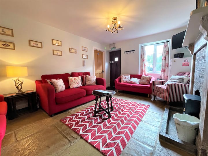 Large Cottage In Stow-on-the-wold With Parking. - Bourton-on-the-Water