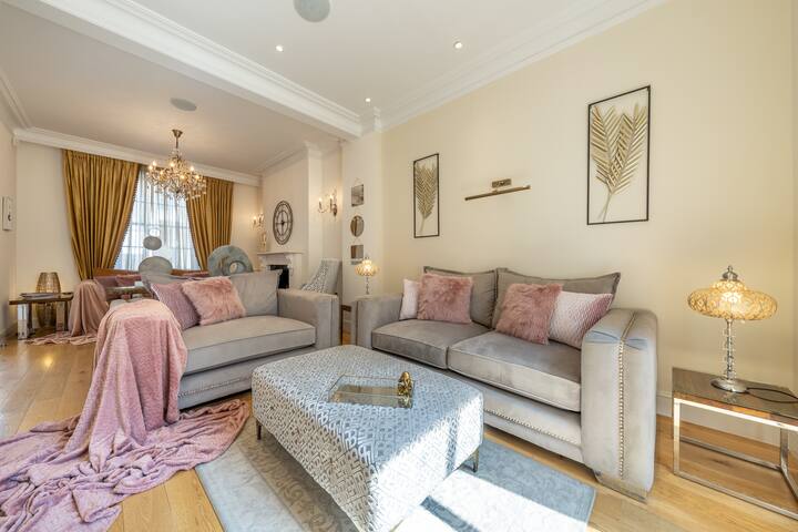 Luxury 4 bedroom house in Knightsbridge belgravia gallery image 3