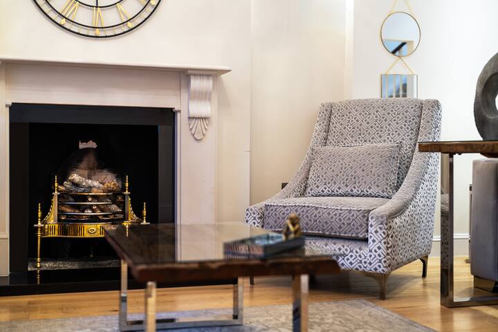 Luxury 4 bedroom house in Knightsbridge belgravia gallery image 4