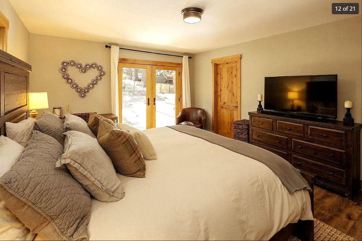 Главна спална соба (приземје)