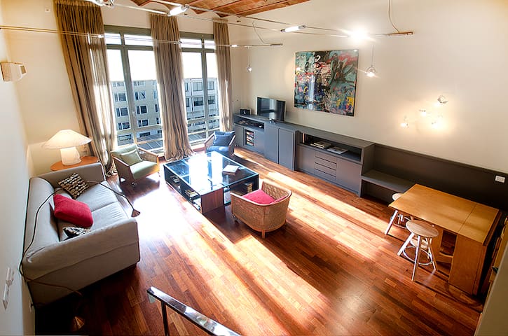 Duplex de diseño en el centro ciudad