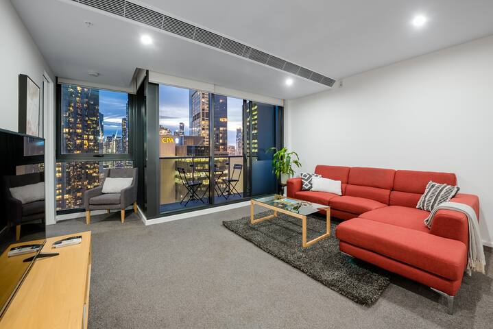 Exclusive Stays – Southbank Grand II gallery image 4