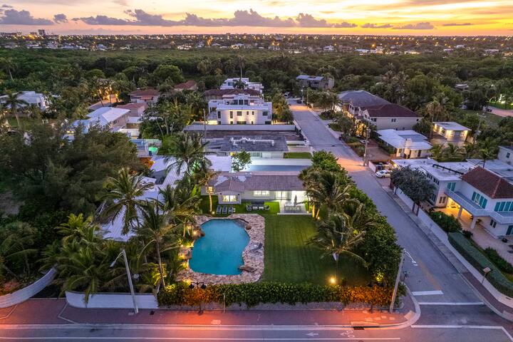 Private Beachfront Resort Style Home gallery image 5