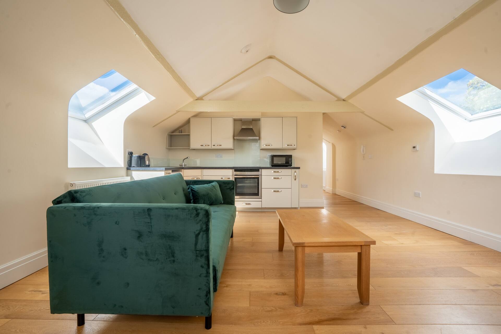 Lovely 1-bed Loft in Newport