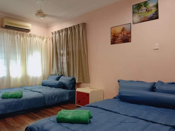 房间3-带卫生间的2张标准双人床