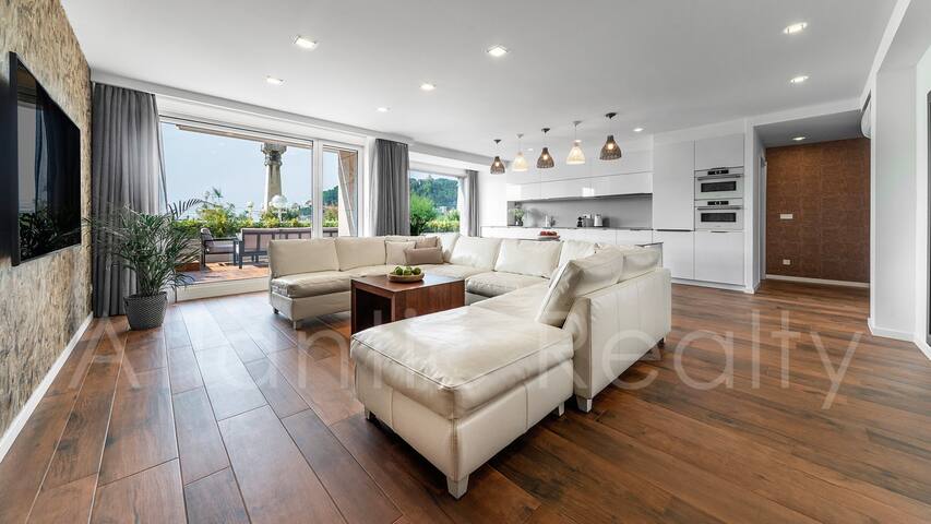 Luxury on the Beach | Atlantic Realty gallery image 4