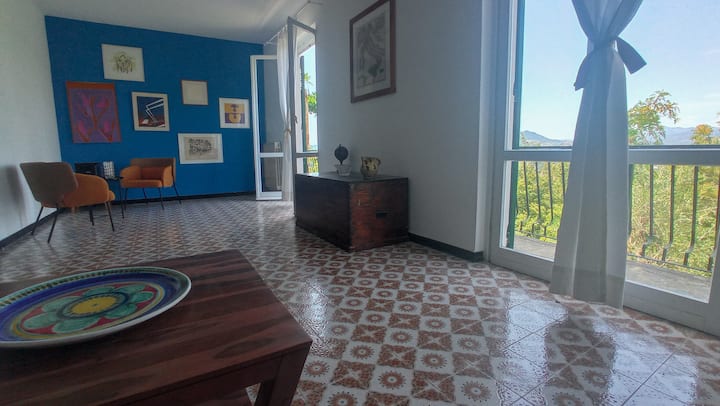 Villa Lucia: Private Garden Panoramic Gulf View - Chiavari