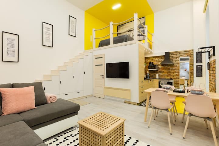Pastel Paradise With A Ray Of Sunshine - Budapest