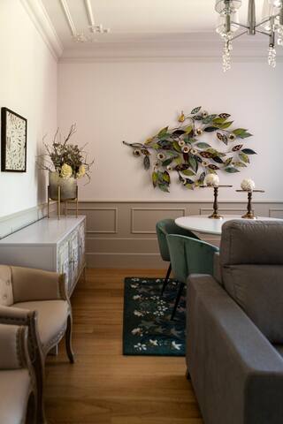 Deluxe Classic Apartment gallery image 3