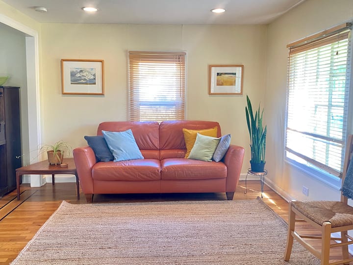 Light and cheerful 2 bedroom home in South Eugene Houses for Rent in Eugene, Oregon, United