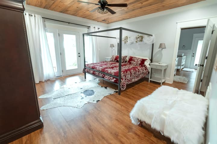 King 1 suite with Private Walk out Porch and 43” Flatscreen TV.