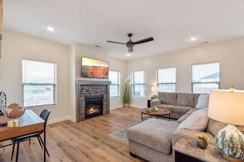 SKI | Dog-Friendly | Fenced Yard | Ping Pong