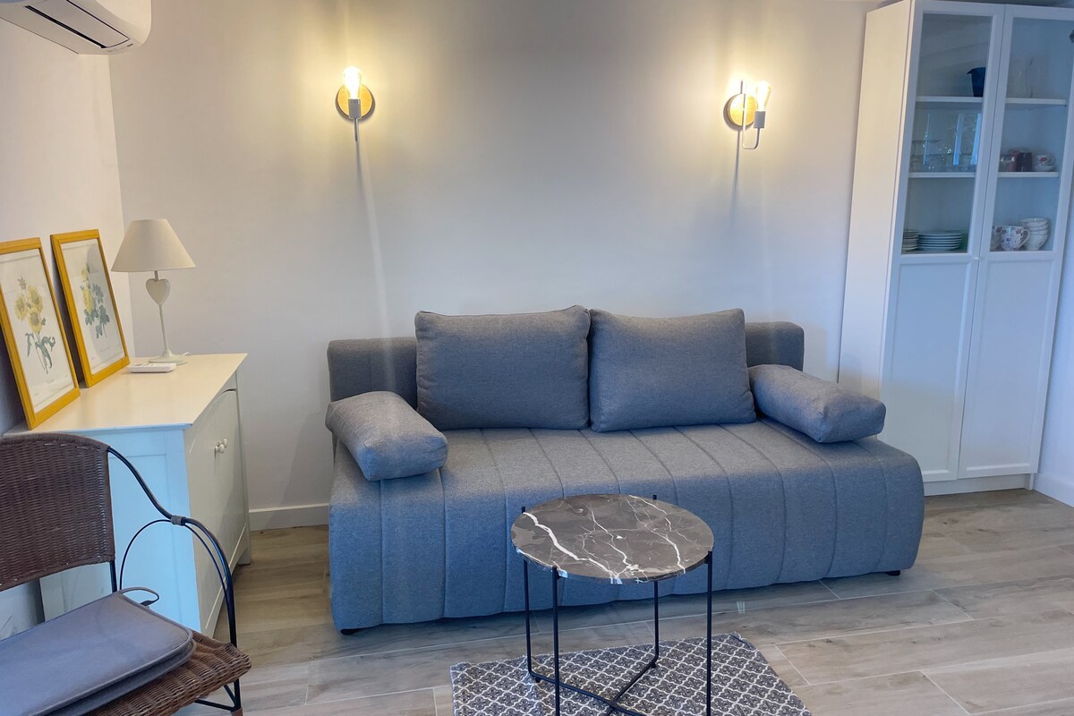 Divan krevat i rehatshëm