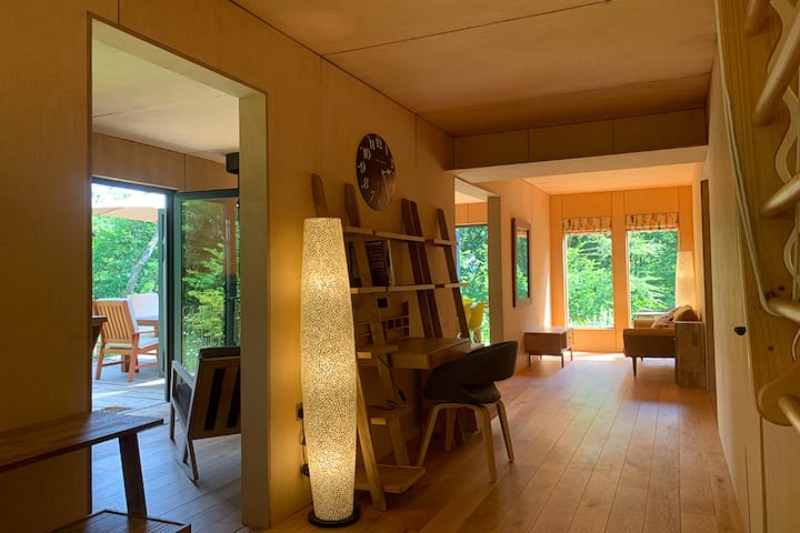 Sustainable Off Grid Woodland Living - Großbritannien
