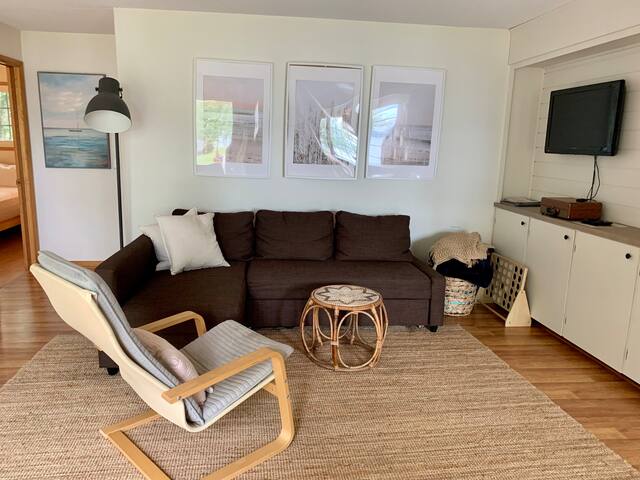 Waterfront cottage on beautiful Grand Lake,NB gallery image 3