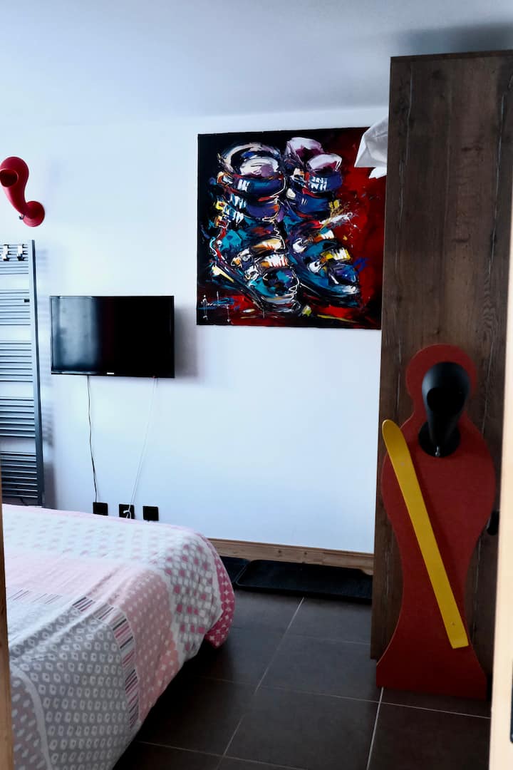 საძინებელი 1